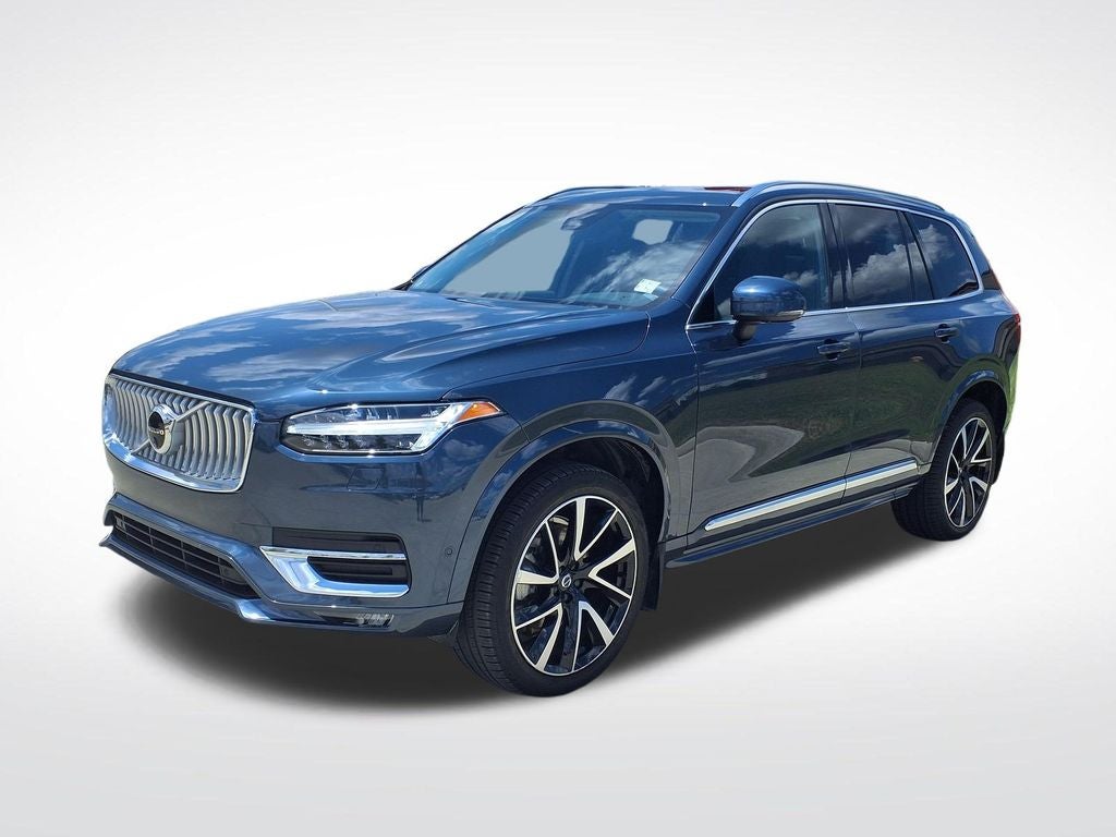 2024 Volvo XC90 B5 Plus