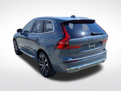 2023 Volvo XC60 B5 Ultimate Bright Theme