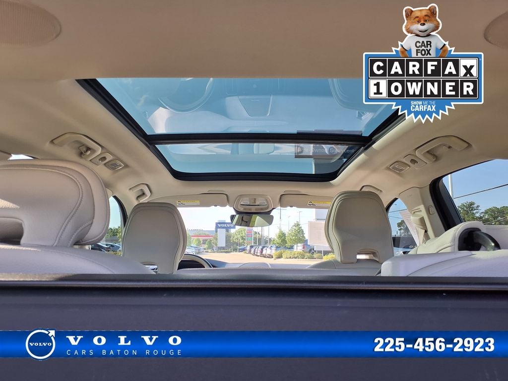 2024 Volvo XC60 B5 Plus Dark Theme