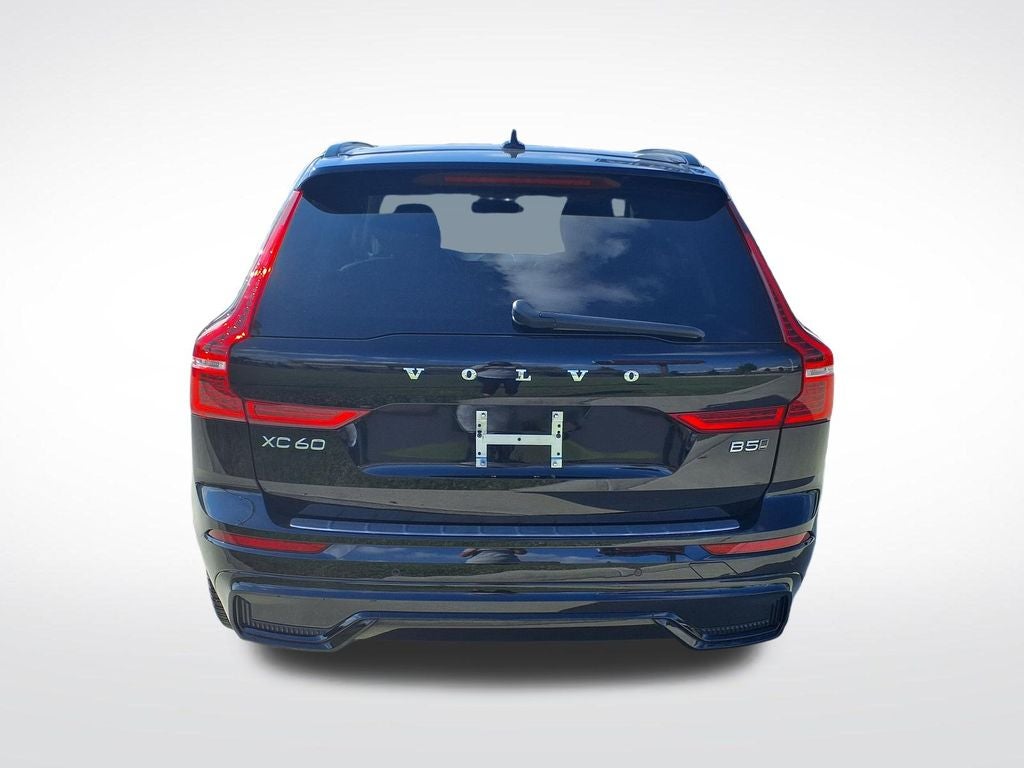 2024 Volvo XC60 B5 Plus Dark Theme