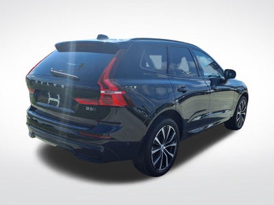 2024 Volvo XC60 B5 Plus Dark Theme