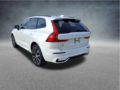 2024 Volvo XC60 B5 Plus Dark Theme