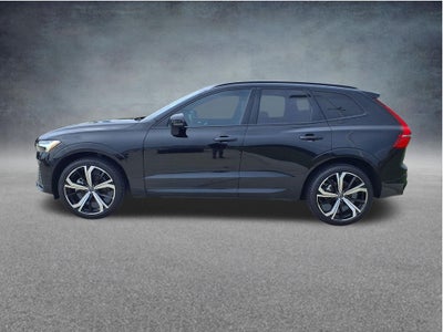 2024 Volvo XC60 B5 Ultimate Dark Theme