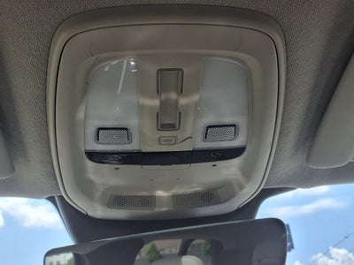 2024 Volvo XC40 B5 Plus Bright Theme