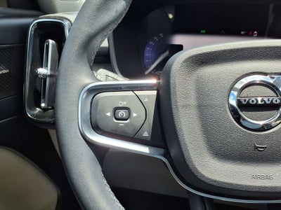 2023 Volvo XC40 Ultimate