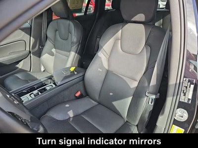 2025 Volvo V60 Cross Country B5 Plus