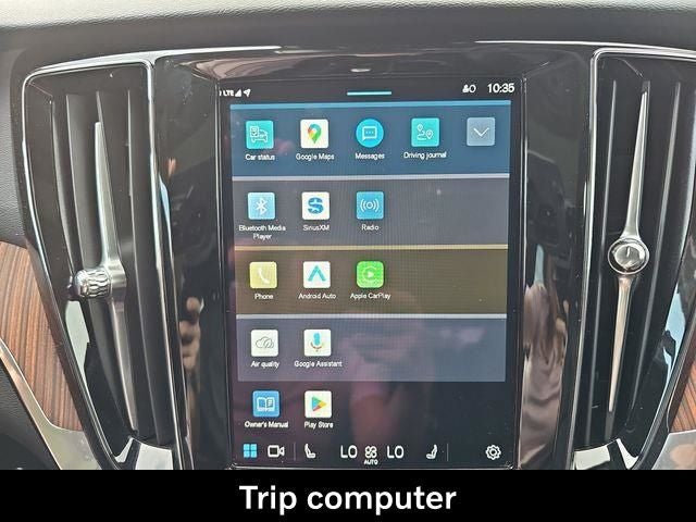 2025 Volvo V60 Cross Country B5 Plus