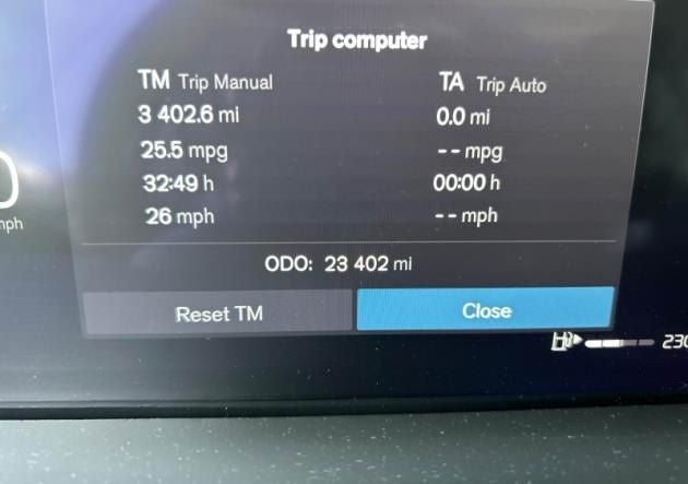 2025 Volvo XC90 B5 Core