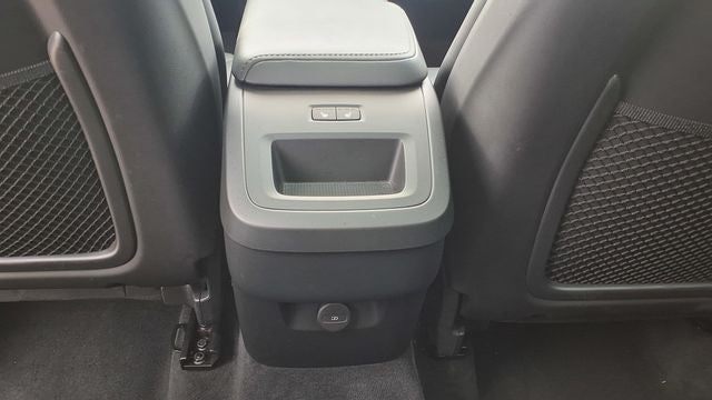 2025 Volvo XC60 B5 Core