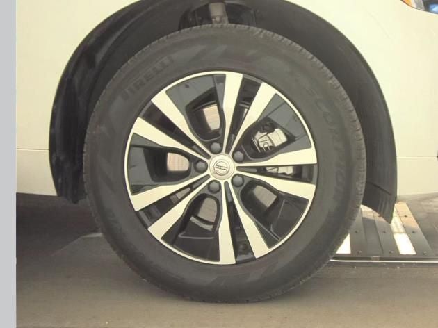 2025 Volvo XC60 B5 Core
