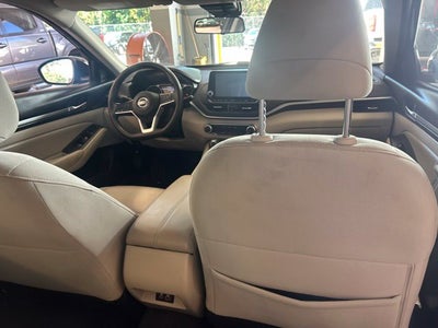 2022 Nissan Altima 2.5 SV