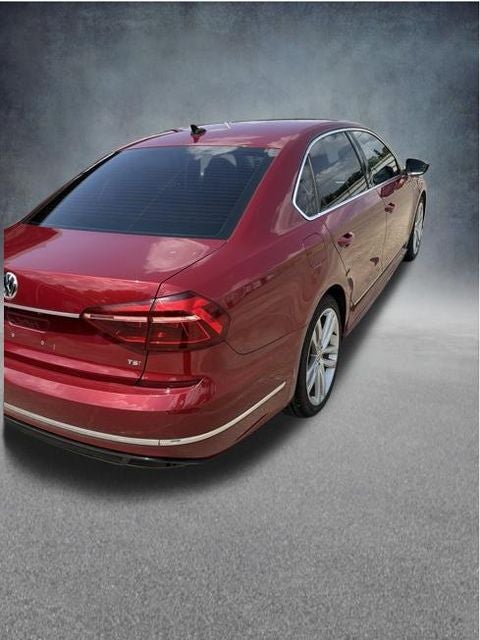 2017 Volkswagen Passat 1.8T R-Line