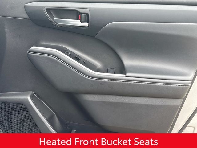 2025 Toyota Highlander XLE