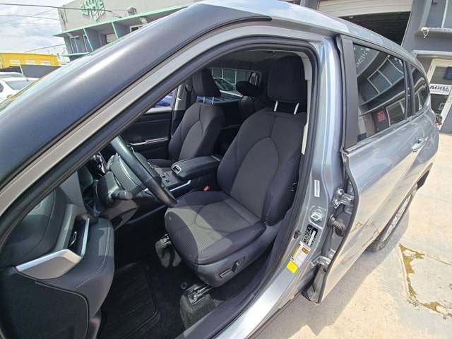 2025 Toyota Highlander LE