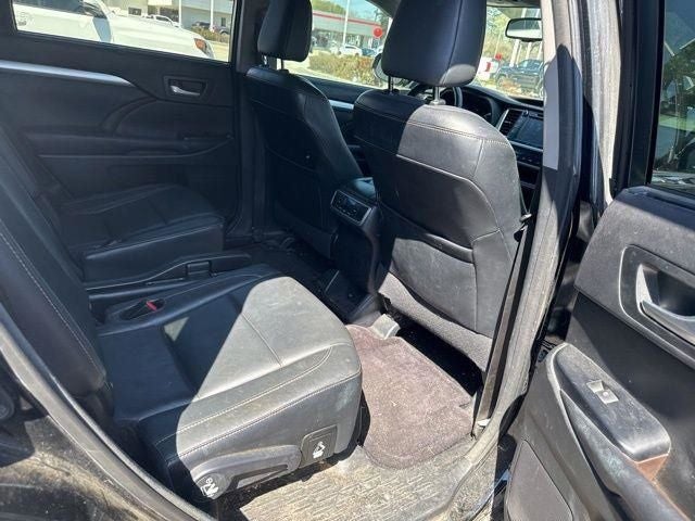 2016 Toyota Highlander XLE V6