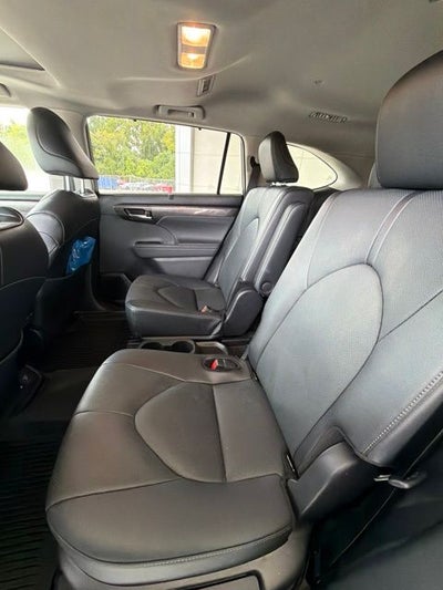 2026 Toyota Highlander Hybrid Limited