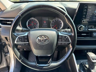 2021 Toyota Highlander LE