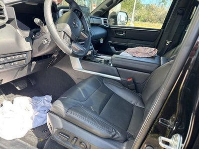 2025 Toyota Tundra Hybrid Platinum