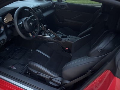 2025 Toyota GR86 Premium