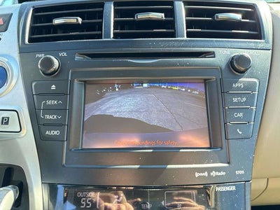 2014 Toyota Prius v Five