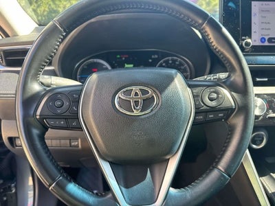 2024 Toyota Venza LE