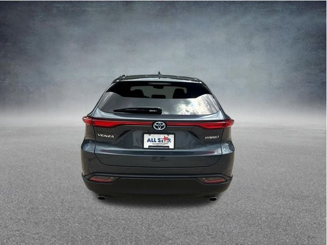 2022 Toyota Venza LE