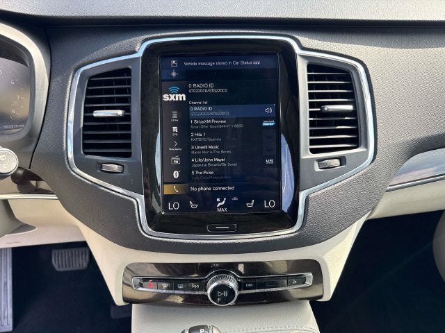 2019 Volvo XC90 T6 Momentum