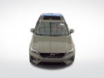 2024 Volvo XC40 B5 Plus Bright Theme