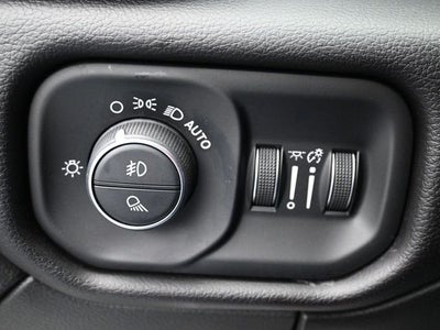 2022 RAM 3500 Laramie 20" Wheels Leather-Trimmed Seats