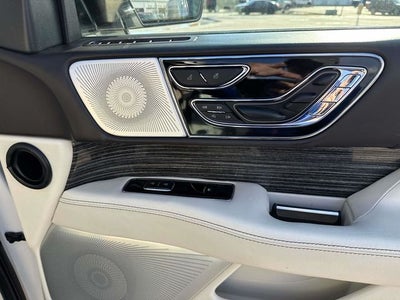 2022 Lincoln Navigator L L Black Label